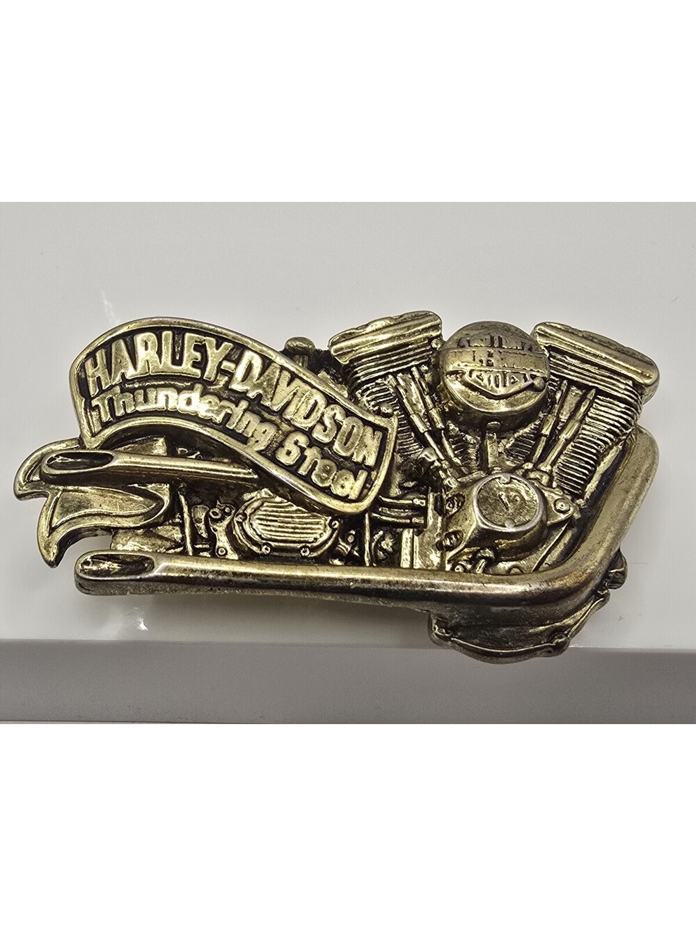 VINTAGE 1991 HARLEY-DAVIDSON "THUNDERING STEEL" MOTORCYCLES BELT BUCKLE